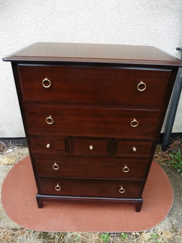 Stag minstrel mahogany chest - minstrel,